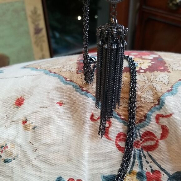 KENDRA SCOTT GUNMETAL RAYNE WITH DAZZLING SILVER STONE!!! NWOT!!! - Picture 4 of 5